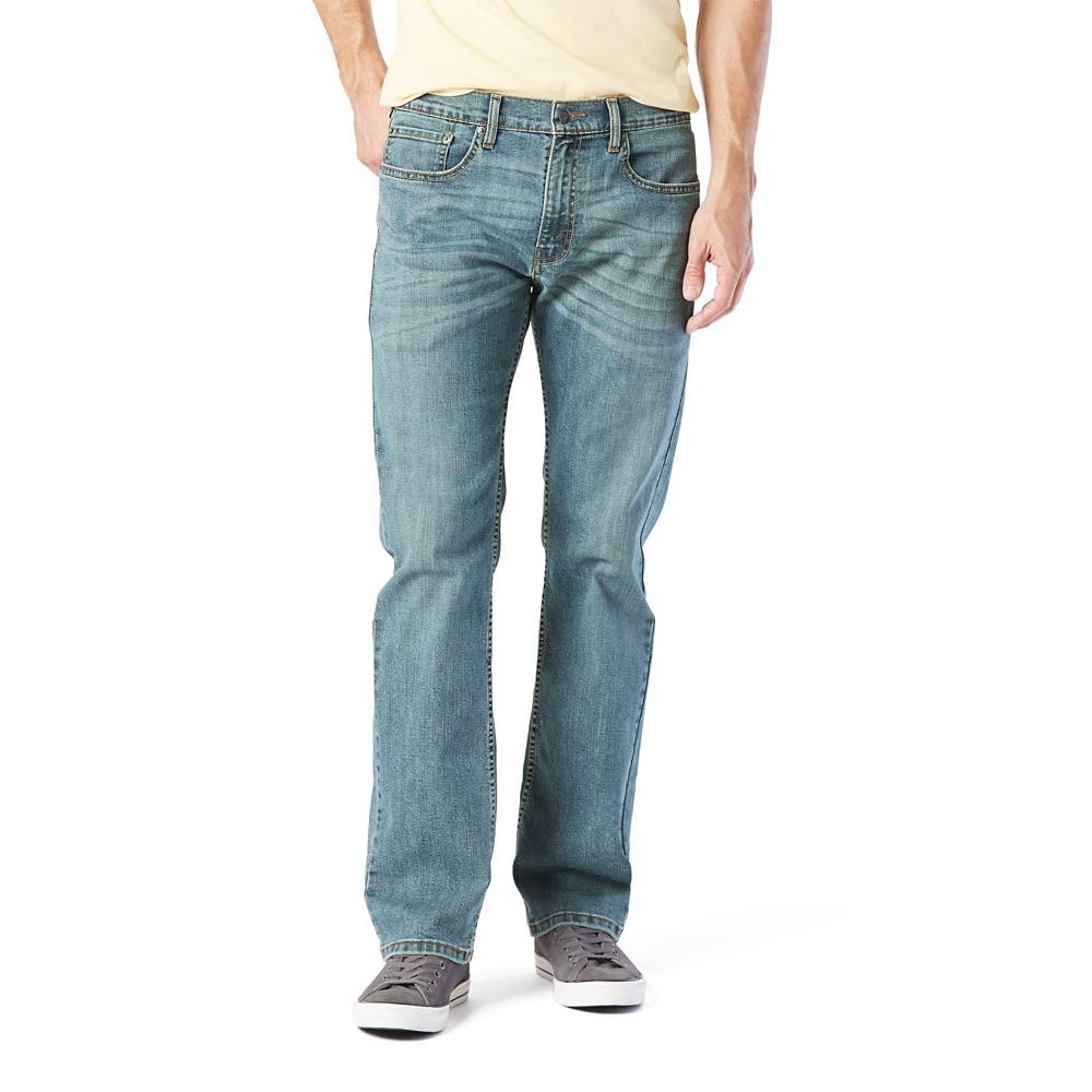 Levi Strauss Signature Gold Men's Relaxed Fit Flex Jeans (Available in Big & Tall)