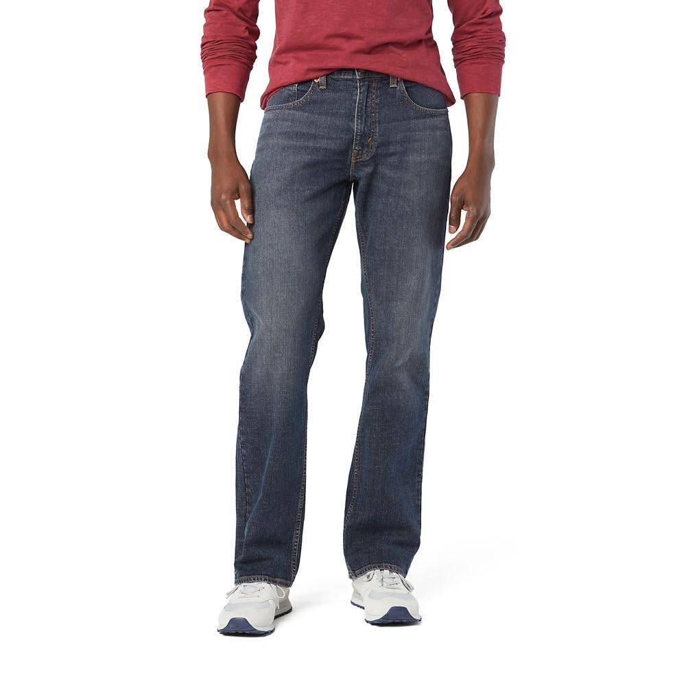 Levi Strauss Signature Gold Men's Relaxed Fit Flex Jeans (Available in Big & Tall)