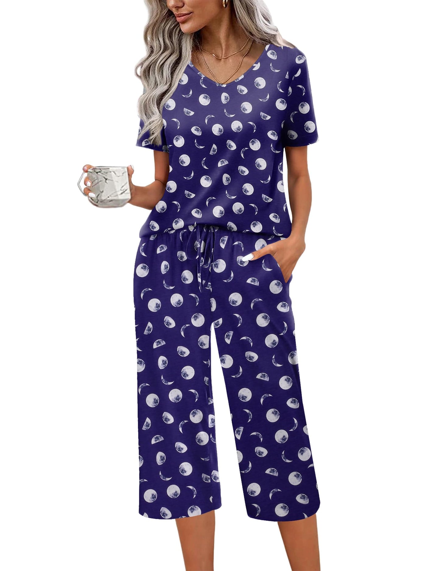 Ekouaer Womens Pajama Sets Soft Cotton Pj Short Sleeve Top with Capri Pants Sleepwear 2 Piece Print Loungewear,S-XXL