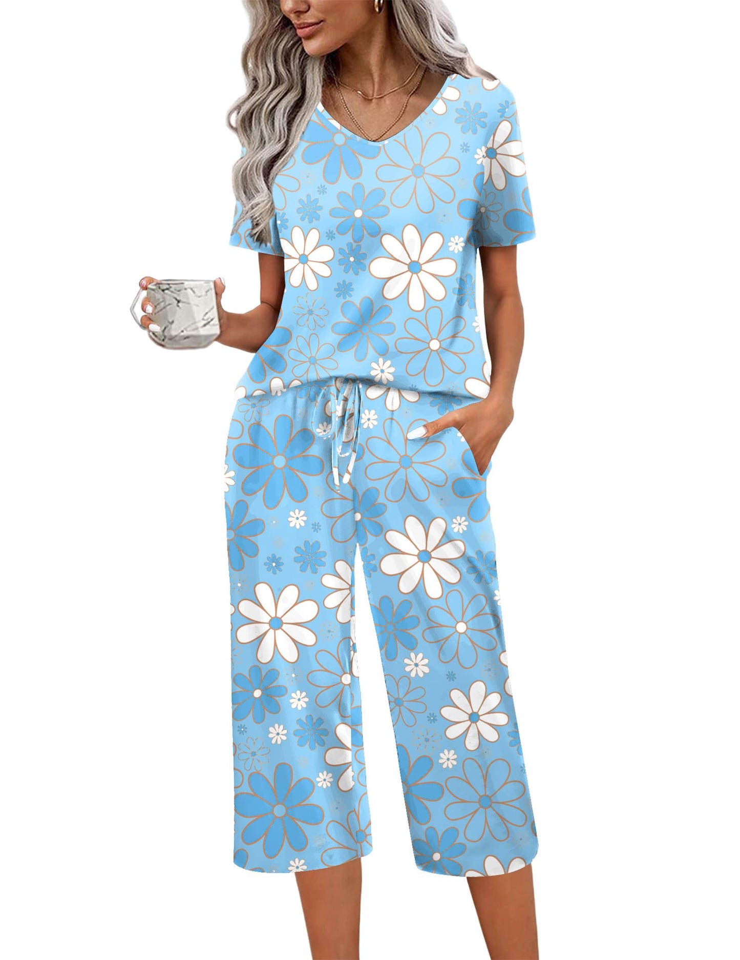 Ekouaer Womens Pajama Sets Soft Cotton Pj Short Sleeve Top with Capri Pants Sleepwear 2 Piece Print Loungewear,S-XXL